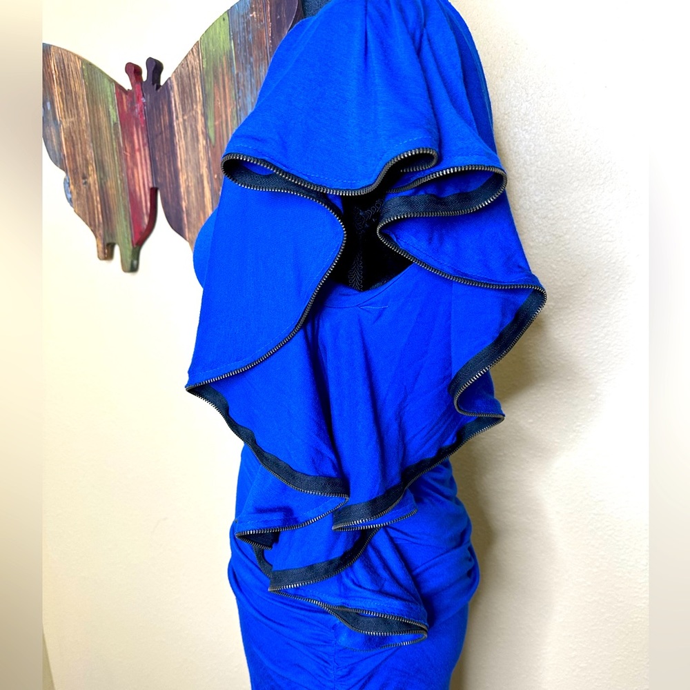 Double Zero One Shoulder Ruffle Dress - Picture 4 of 9